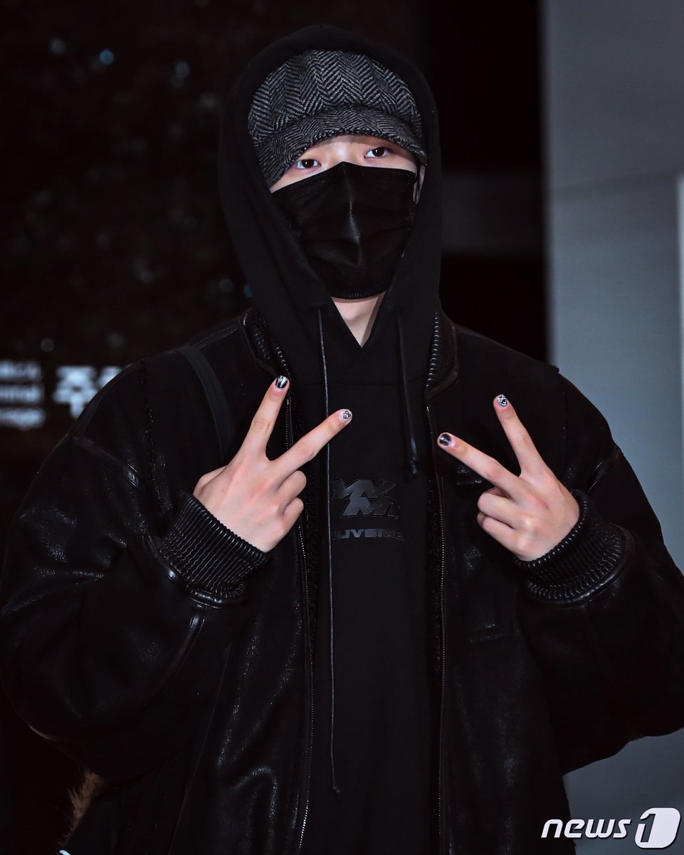 mingifeeds's tweet photo. 231208 #mingi gmp ✈︎ jpn https://t.co/MzsANmWc8i