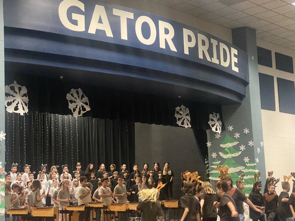 Sandy Varner tweet media