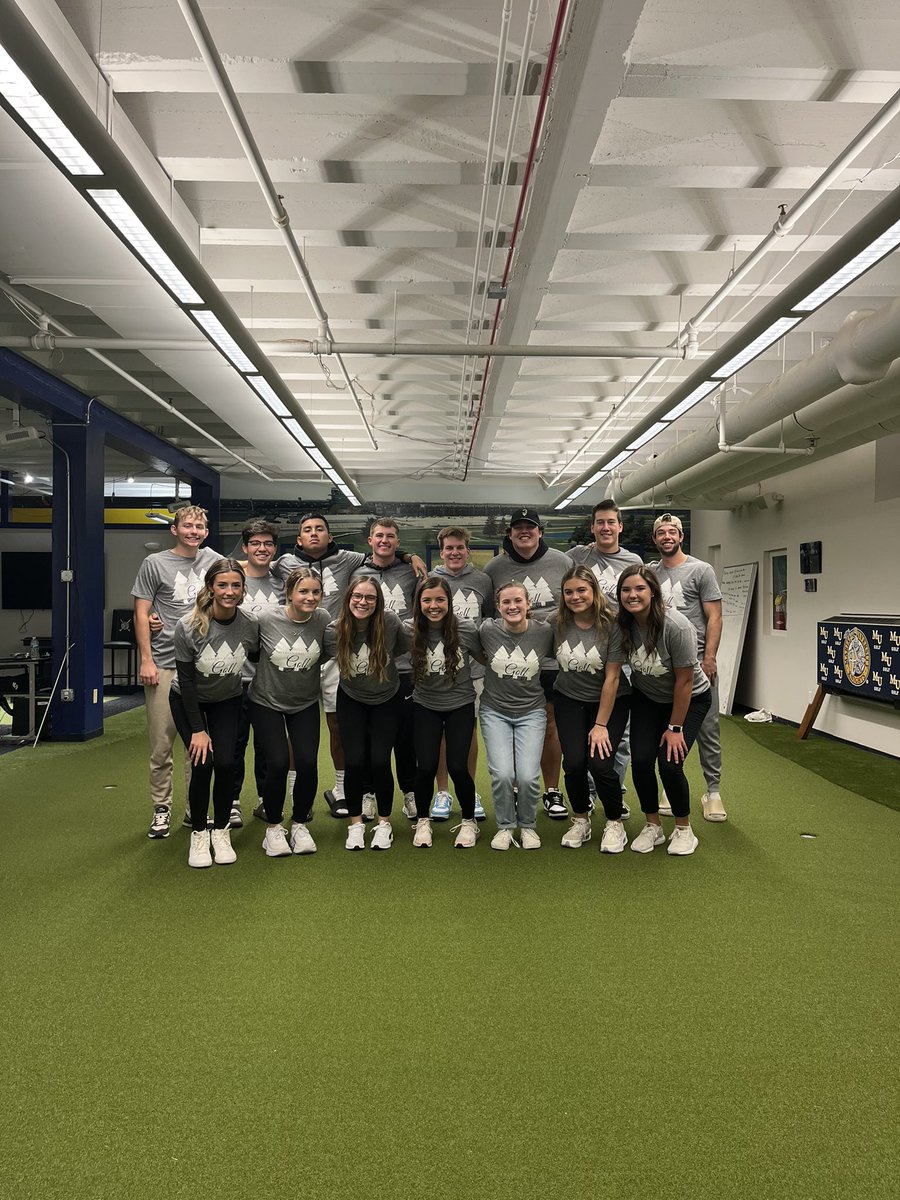 Marian University Women's Golf - Indianapolis (@marianunivwgolf) on Twitter photo Another year, and another great tradition! Hoping everyone has a great Christmas season! <a href="/MUKnightsgolf/">Marian Men's Golf</a> Another year, and another great tradition! Hoping everyone has a great Christmas season! <a href="/MUKnightsgolf/">Marian Men's Golf</a>