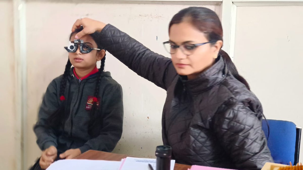 kvmhow's tweet image. Glimpses of Eye Testing Camp started in PM Shri Kendriya Vidyalaya Mhow for classes 1 to 5 #eyetesting #HealthTips #kvsrobhopal #kvshq #KVS #beingkvian
@KVS_HQ @kvs_bhopal @rsenthilkvs @KvianBeing
#pmshrischools