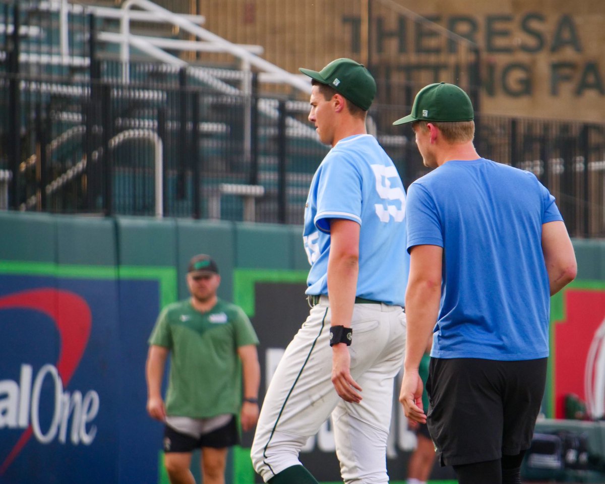 𝙒𝙚𝙨 𝘽𝙪𝙧𝙩𝙤𝙣 tweet media