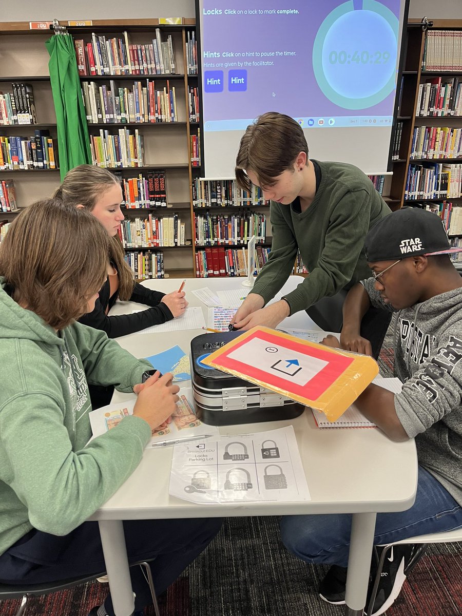 Sra Lunsford tweet media