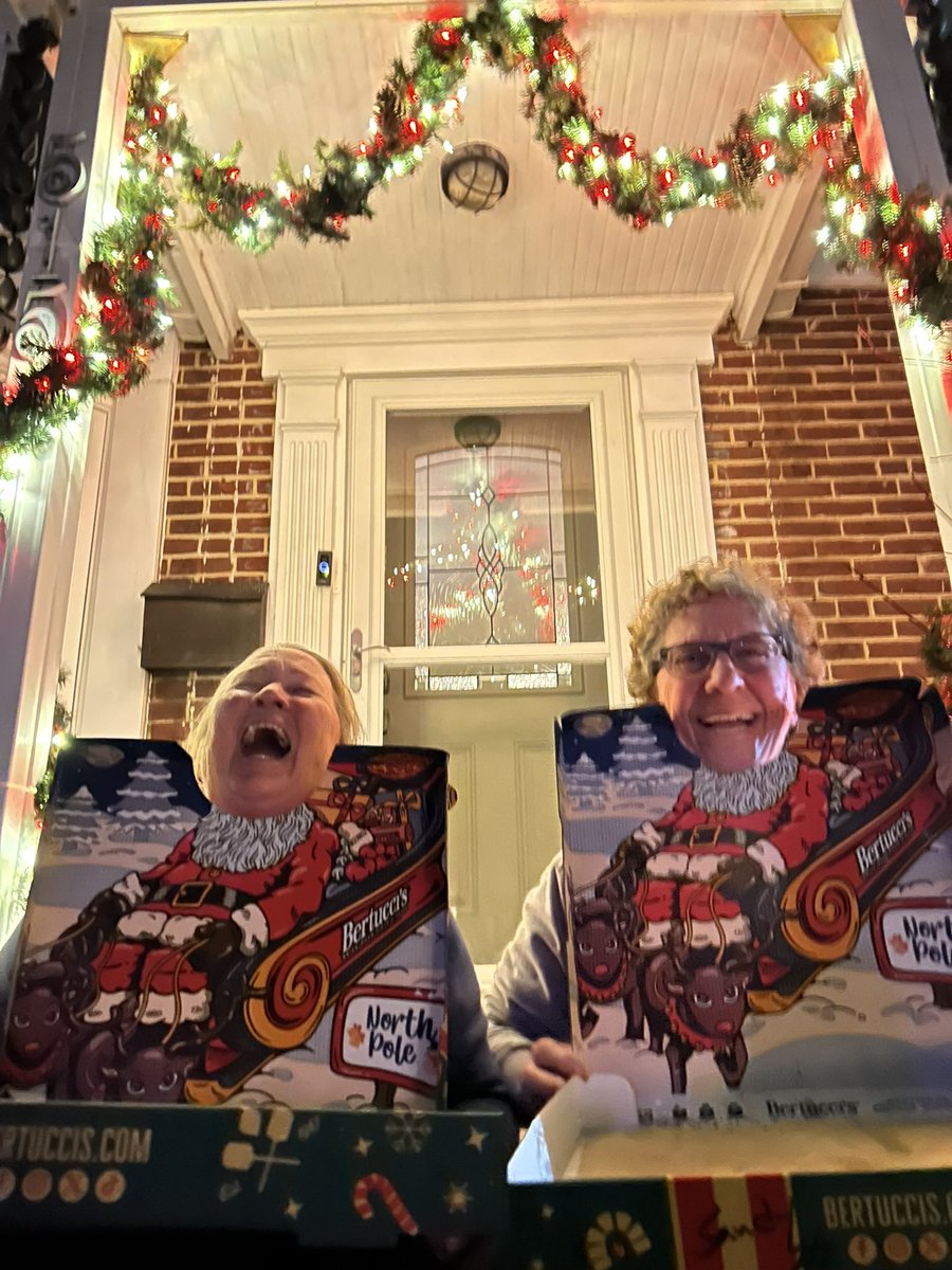 We love our Two for Tuesday <a href="/BERTUCCIS/">Bertucci's</a>  <a href="/thepizzabib/">Pizza Bib</a> 
Santa loves Bertucci’s too Photobombed by Kaelyn - we need a Three for Thursday so Kaelyn can have some fun and pizza