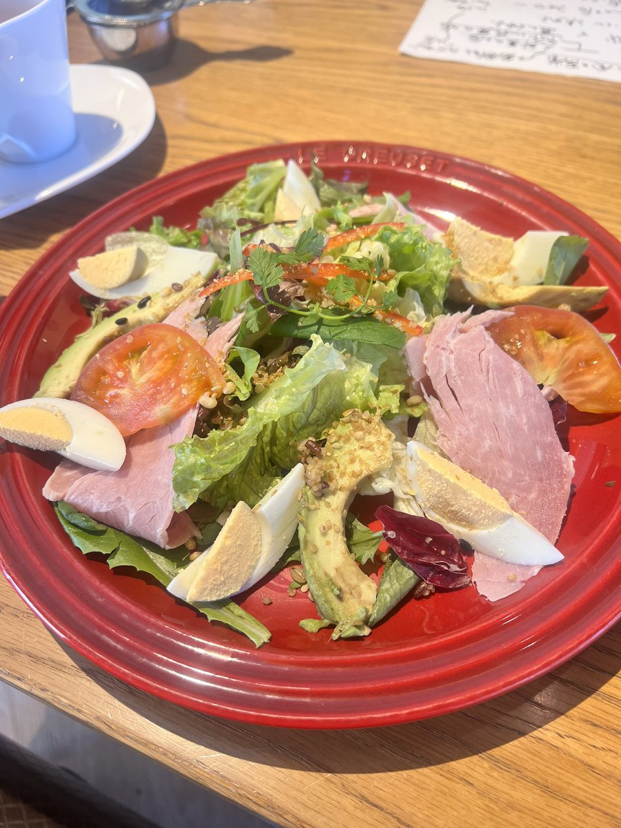 GM #NFTComminity 💖🖤
I’m always having salad 🥗 for my lunch to stay healthy ❤️
What did you have for lunch/dinner today?🥰

#NFT #nftart #NFTartist #NFTcollections #nftcollector #nft