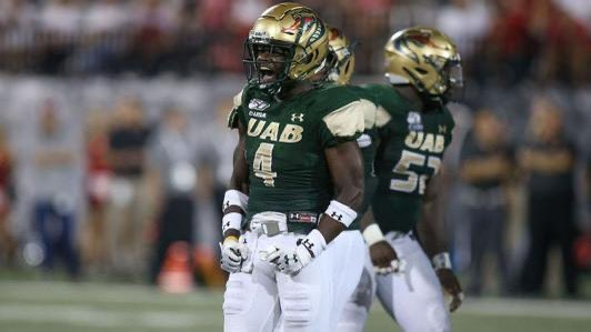 kam__5's tweet photo. Blessed to receive offer from UAB🐉#GoBlazers https://t.co/dL0a4IS4Xk