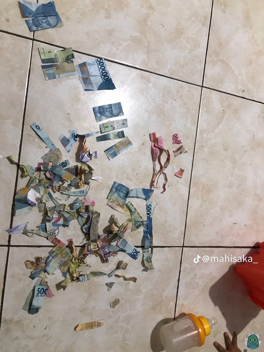 uang makan sebulan habis ditgl muda

namanya juga anak anak 💚