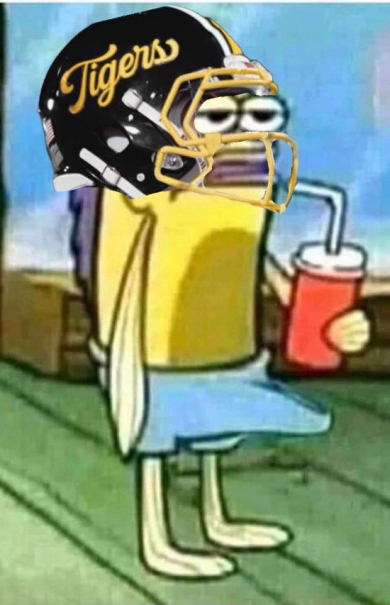 ScoobyDooStan1's tweet photo. Trevor Etienne to Miz? 👀👀👀 https://t.co/LwNtvdsrjd