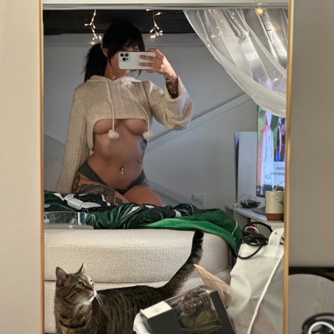 sick days look like https://t.co/EN17WFQr0D