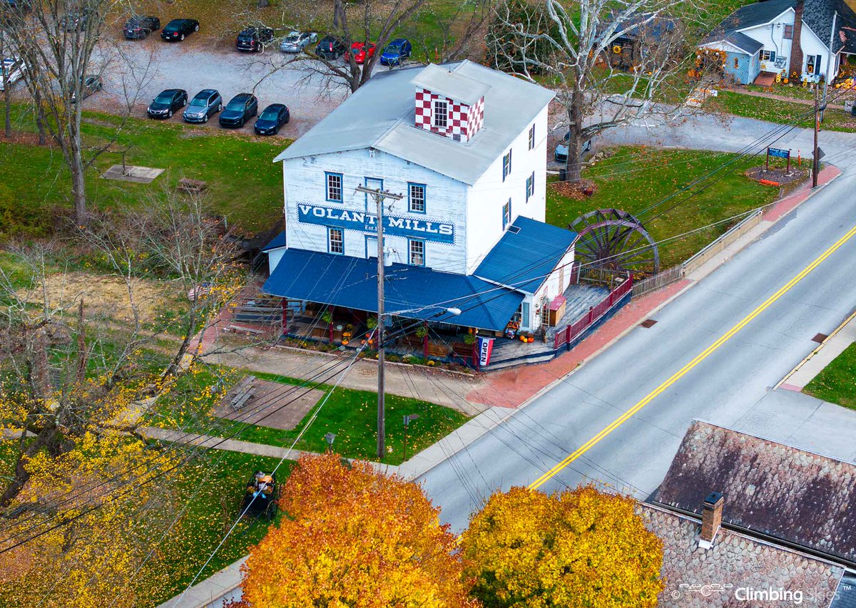 'Small Town Shop' 

The sleepy little village of Volant, PA. 25 shops. Perfect gift.

#photography #dronephotography #aerialimagery #photos #volantpa #lawrencecountypa #westernPA #Pennsylvania #smalltowns #localshops #shoplocal #christmas #christmasshop #village #climbingskies