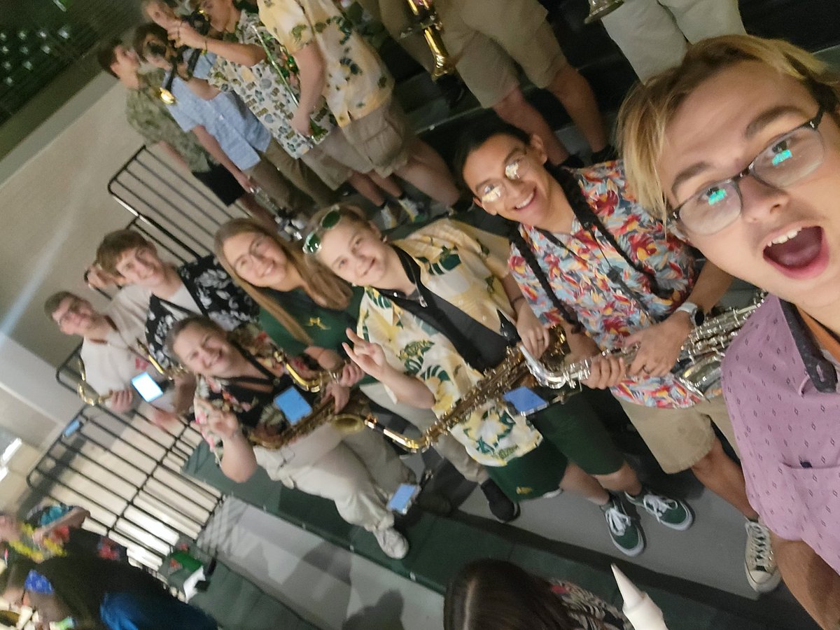 #scheelsgameday 🌴🦩🌊🌺