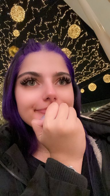 Acabo de gastar mucho dinero en sephora y me arrepiento https://t.co/zCesa2gUyZ<a href="/tag/bienvenidoadd2"class="tags"><span>#bienvenidoadd2</span></a>