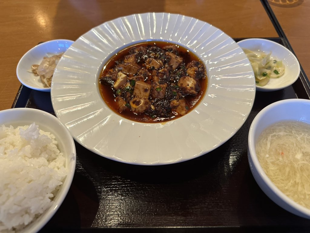 hirayosh's tweet photo. 麻婆豆腐¥990@紅虎改め金虎浜松
ごちそうさまでしたー https://t.co/Cn7RWIdWSx
