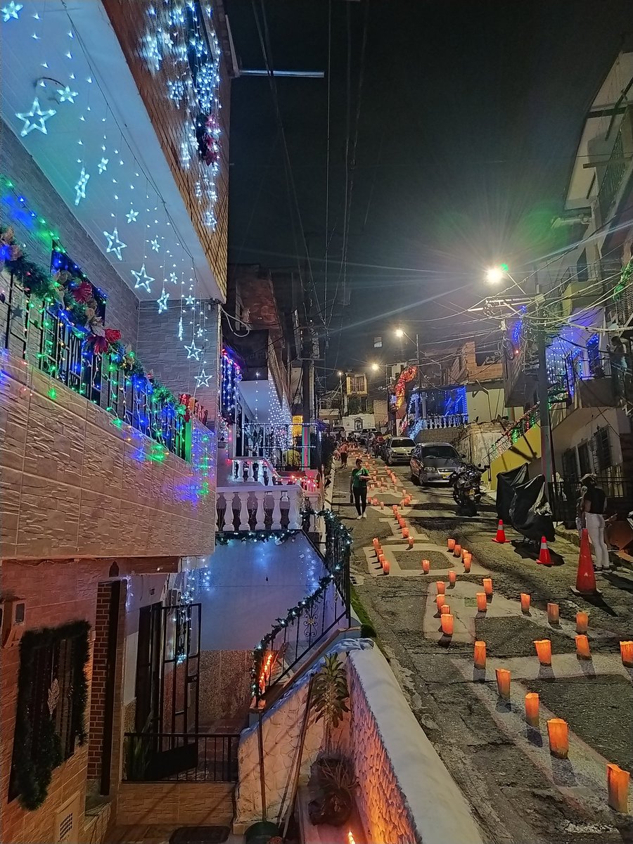 Julianmesa__'s tweet photo. Si por algo vamos a valer en la vida es por ser de un barrio popular https://t.co/rY43PWEw3L