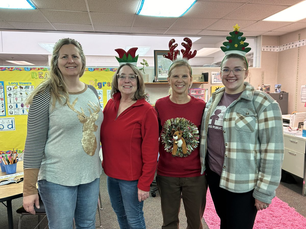 btorring's tweet photo. Happy Holidays from the Rockwell resource team https://t.co/bHZQWtkC7U