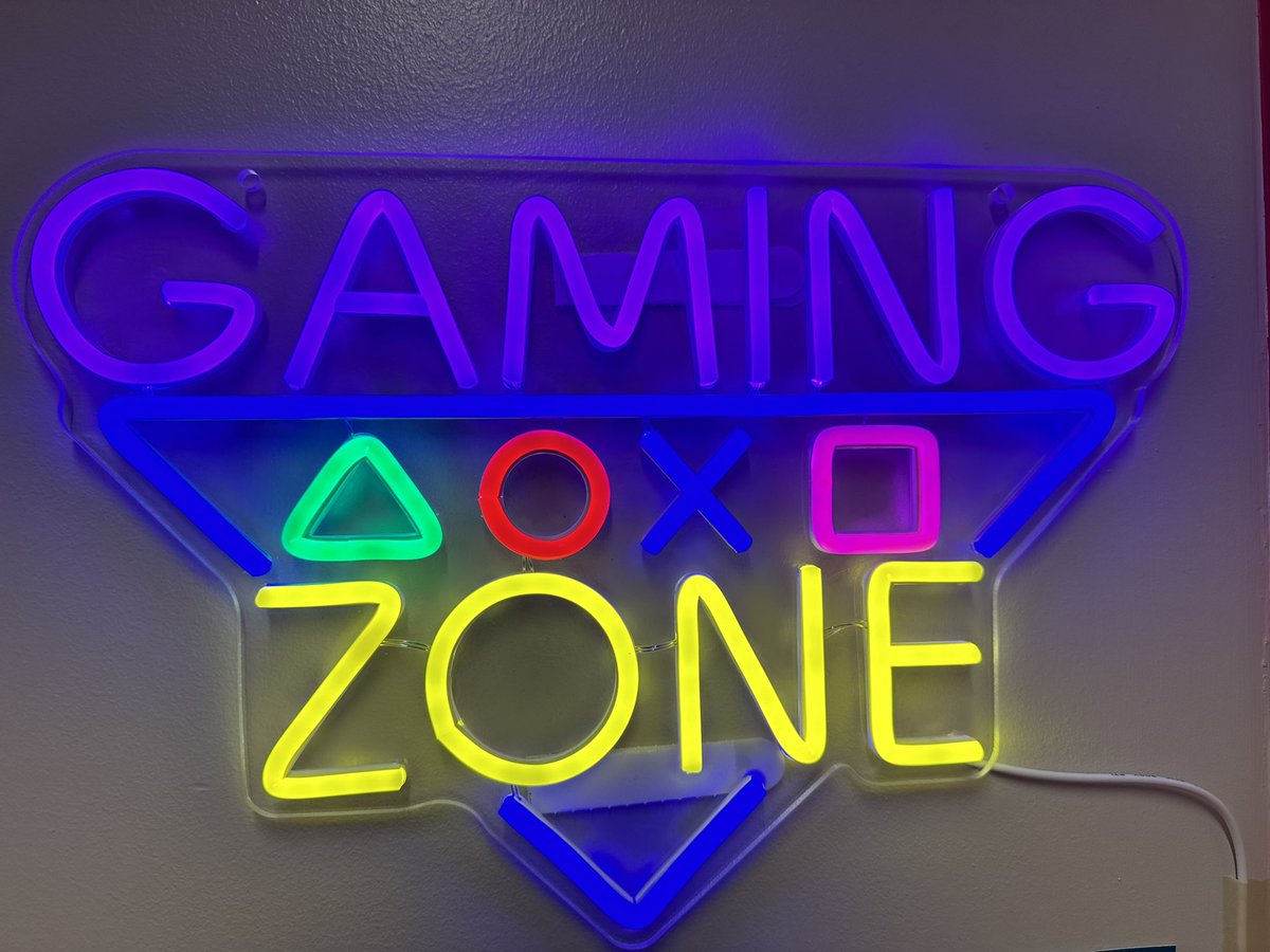 Minerva France Elementary tweet media