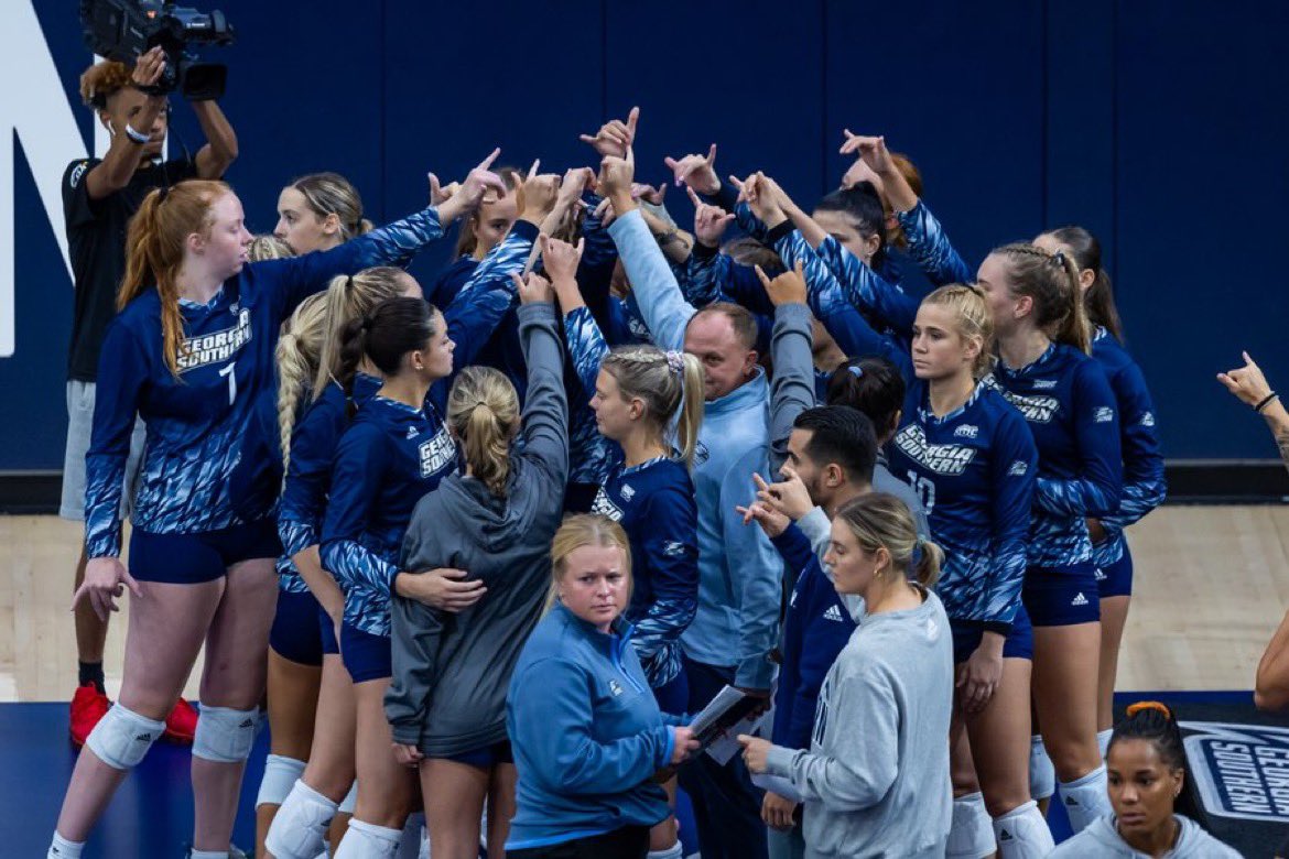 It was an unforgettable season- thank you, Eagle Nation, for your support this year! 💙🤍

📰bit.ly/3Rf25Yp

#HailSouthern