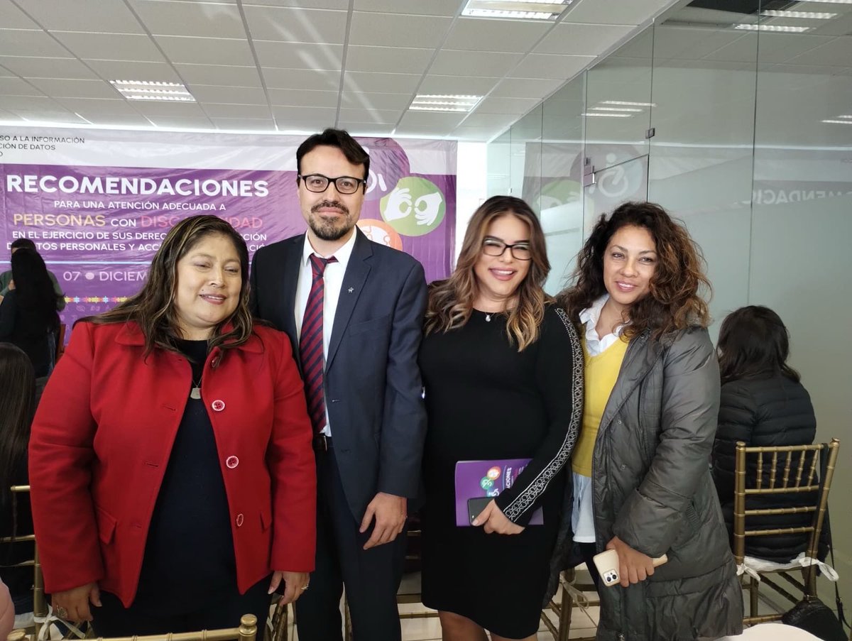 LizMonribot's tweet photo. Asistí a la presentación del manual "Recomendaciones para una Atención Adecuada a Personas con Discapacidad en el Ejercicio de sus Derechos de PDP y DAI", @itaih_hidalgo Felicidades @LAngelHRios por este gran proyecto!! https://t.co/kVNHdo1gSR