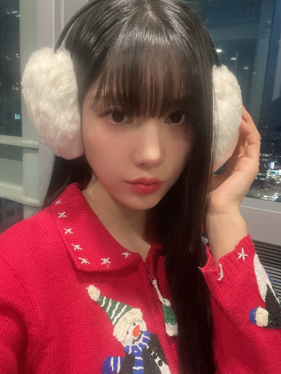 권은비 (KWON EUNBI) tweet media