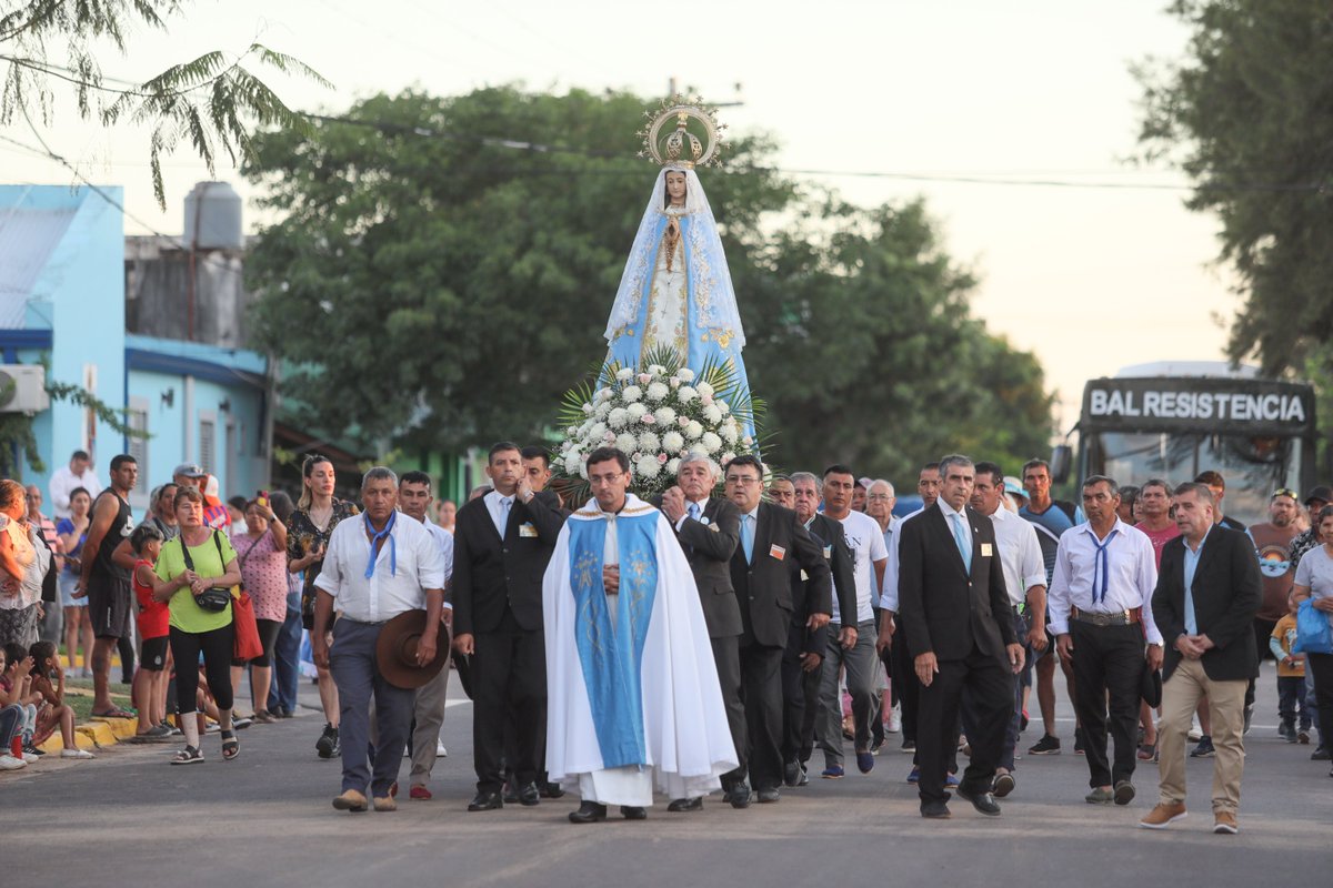 A 408 años de la fundación de la ciudad de #Itatí, pueblo histórico nacional desde 1999, nos reunimos junto al intendente, Francisco Romero, y todos los vecinos para participar del acto central, frente a la Basílica de la Virgen. ¡Felicidades, itateños!
