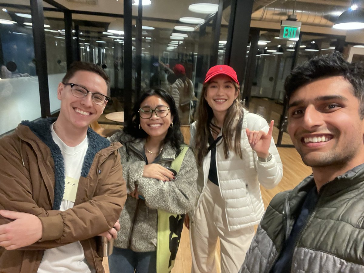 Met some cool people <a href="/DsgnBuddies/">Design Buddies Community 🐰</a>