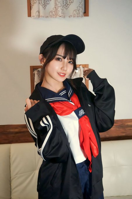 Twitterのコスプレ画像15