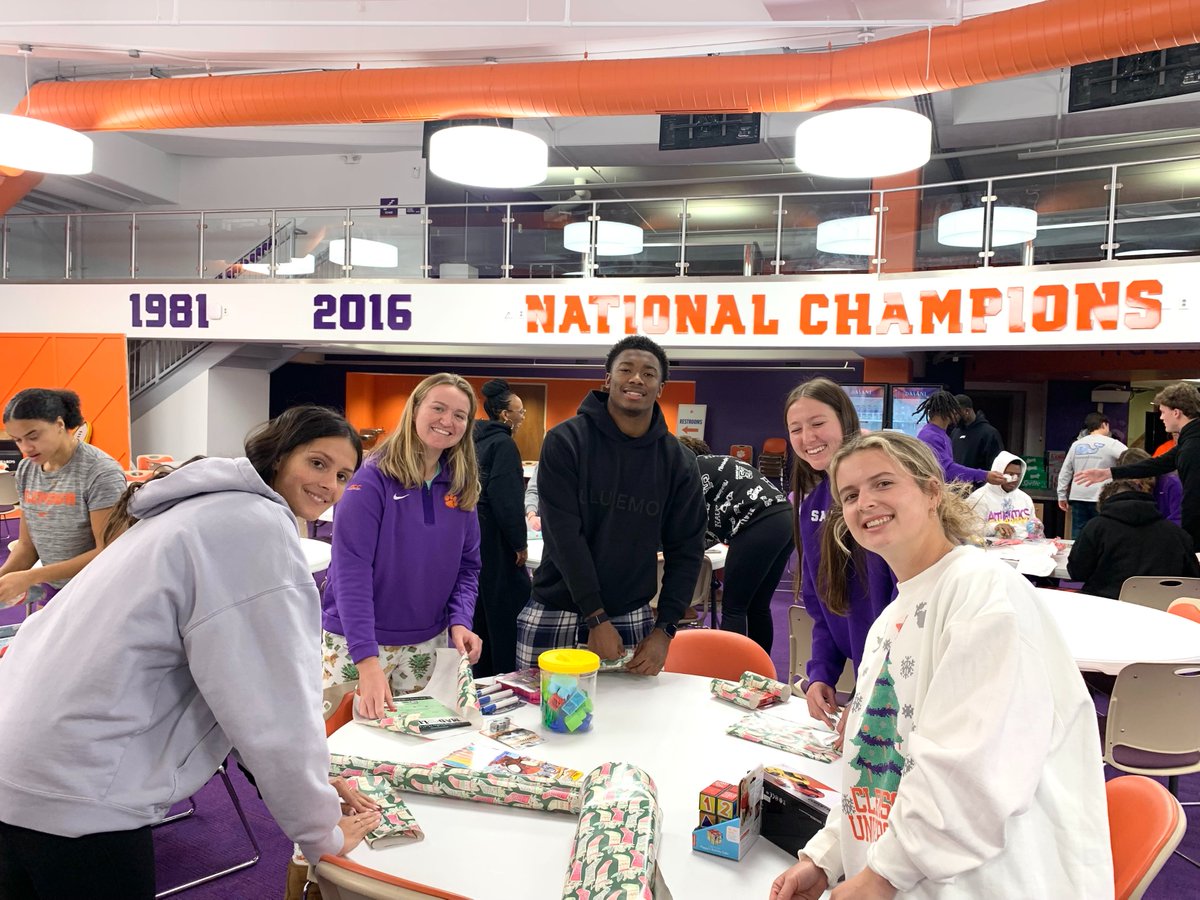 9th year in a row for <a href="/ClemsonTigers/">Clemson Athletics</a> &amp; <a href="/ClemsonSADev/">Clemson Student-Athlete Development</a> providing toys for <a href="/theprismahealth/">Prisma Health</a> Patewood Angel tree- so thankful for <a href="/ClemsonSAAC/">Clemson SAAC</a> &amp; <a href="/ClemsonUniv/">Clemson University</a> Cannot tell you how appreciative the families are- and <a href="/ValiantPlayer/">Valiant Player</a> is for this wonderful partnership. We are truly blessed!