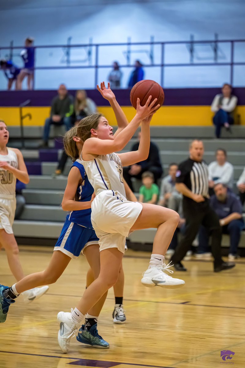 ehsbbboosters's tweet photo. Photos from the Freshman Girls vs St Charles Lutheran victory. 47-21
📸 https://t.co/m2v4Q857Pl
#ehs63025 https://t.co/oBVnULpYOW