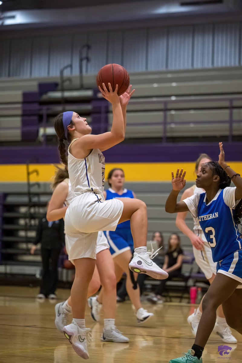 ehsbbboosters's tweet photo. Photos from the Freshman Girls vs St Charles Lutheran victory. 47-21
📸 https://t.co/m2v4Q857Pl
#ehs63025 https://t.co/oBVnULpYOW