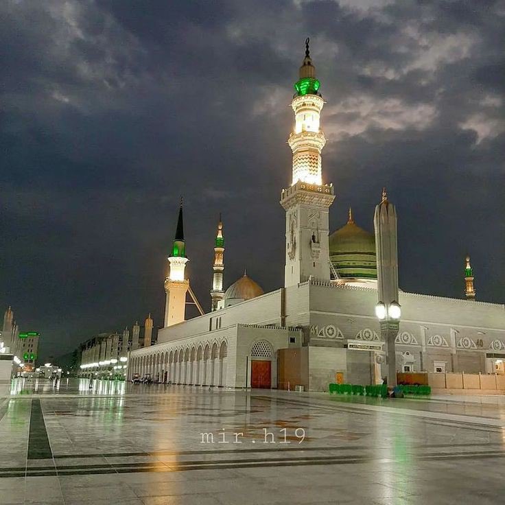 (﷽)
وَمَا أَرْسَلْنَاکَ إِلَّا رَحْمَۃً لِّلْعَالَمِیْنَ ۝ (ﷺ)❤️