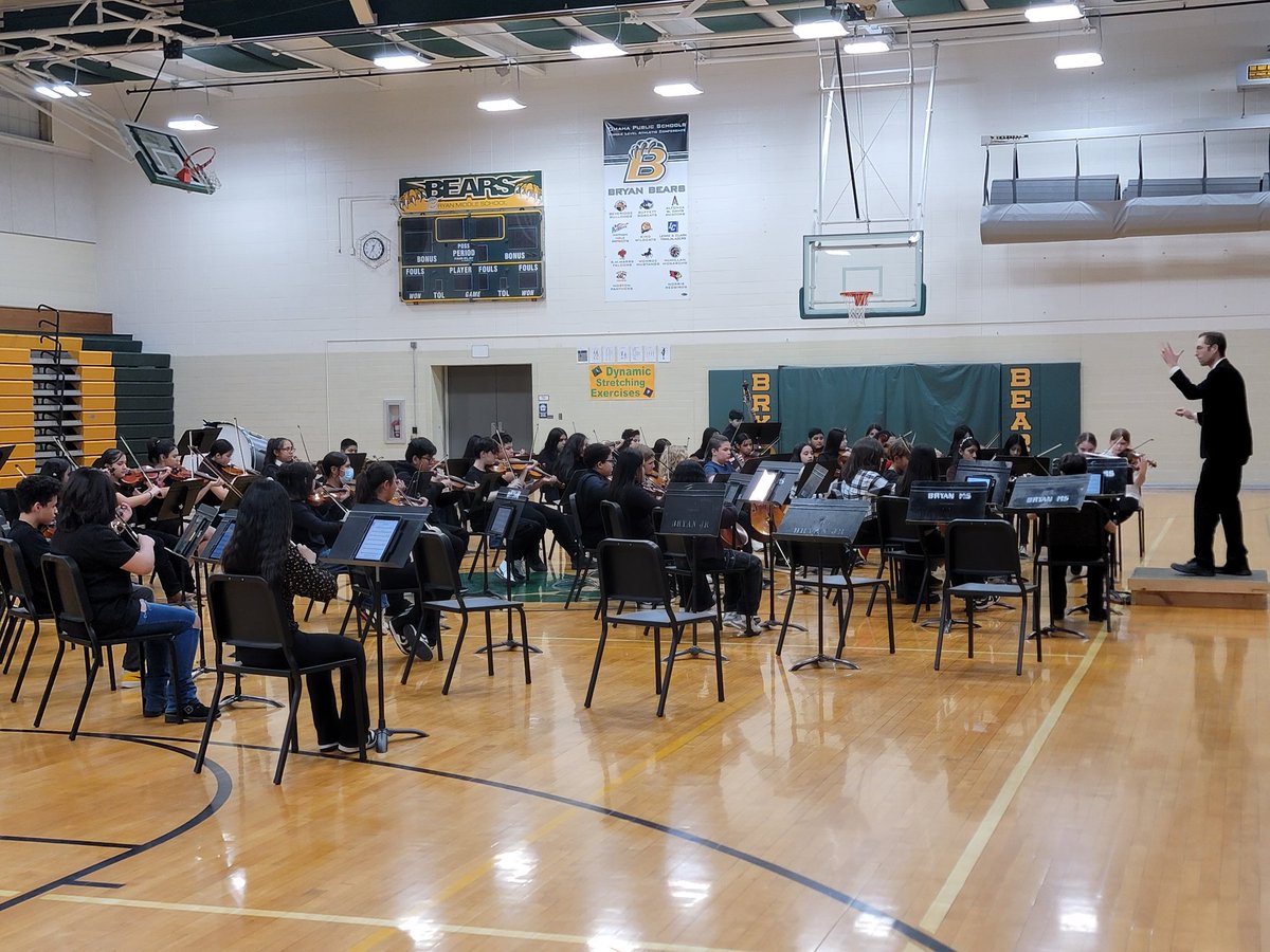 Bryan Middle tweet media
