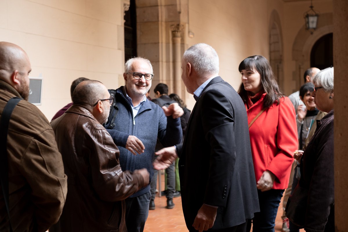 historiacultural.cat (@histcultcat) on Twitter photo 😍També tenim el reportatge audiovisual de les Jornades Catalunya Coneixement 2023.
📌<a href="/SeminariBcn/">Seminari Barcelona</a> (BCN, 4.11.2023)
🗣️Les centràrem en la filantropia de Francesc Cambó i en les tradicions clàssica i bíblica a Catalunya.
📺bit.ly/46oFj5X
🤝<a href="/histcultcat/">historiacultural.cat</a> <a href="/ioc/">Institut Obert de Catalunya</a> <a href="/iscreb/">ISCREB</a> 😍També tenim el reportatge audiovisual de les Jornades Catalunya Coneixement 2023.
📌<a href="/SeminariBcn/">Seminari Barcelona</a> (BCN, 4.11.2023)
🗣️Les centràrem en la filantropia de Francesc Cambó i en les tradicions clàssica i bíblica a Catalunya.
📺bit.ly/46oFj5X
🤝<a href="/histcultcat/">historiacultural.cat</a> <a href="/ioc/">Institut Obert de Catalunya</a> <a href="/iscreb/">ISCREB</a>