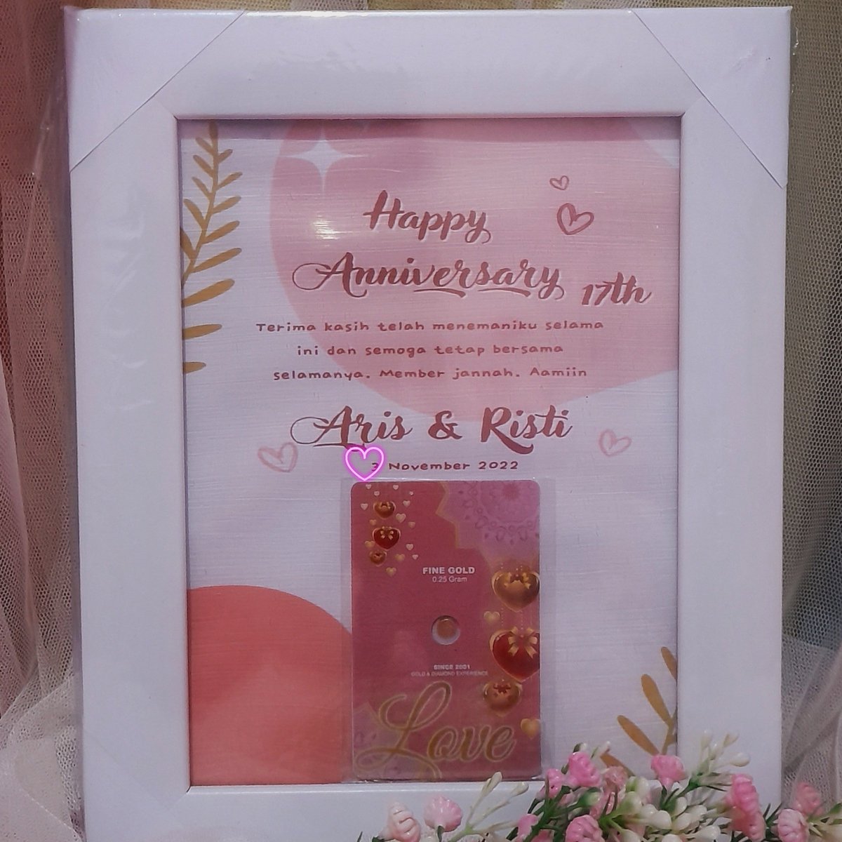 ries2fatin's tweet photo. @MinmonPS7 @azzamputra @BangEdiii Gini aja pakai @MiniGoldID simple kan Mon?😍😍😍 Mau anniversary,  mahar nikah, hadiah buat ayang, milad kondangan pakai @MiniGoldID lebih elegan, murah, manfaat jangka panjang🌟💕 https://t.co/IWK70gnKtx