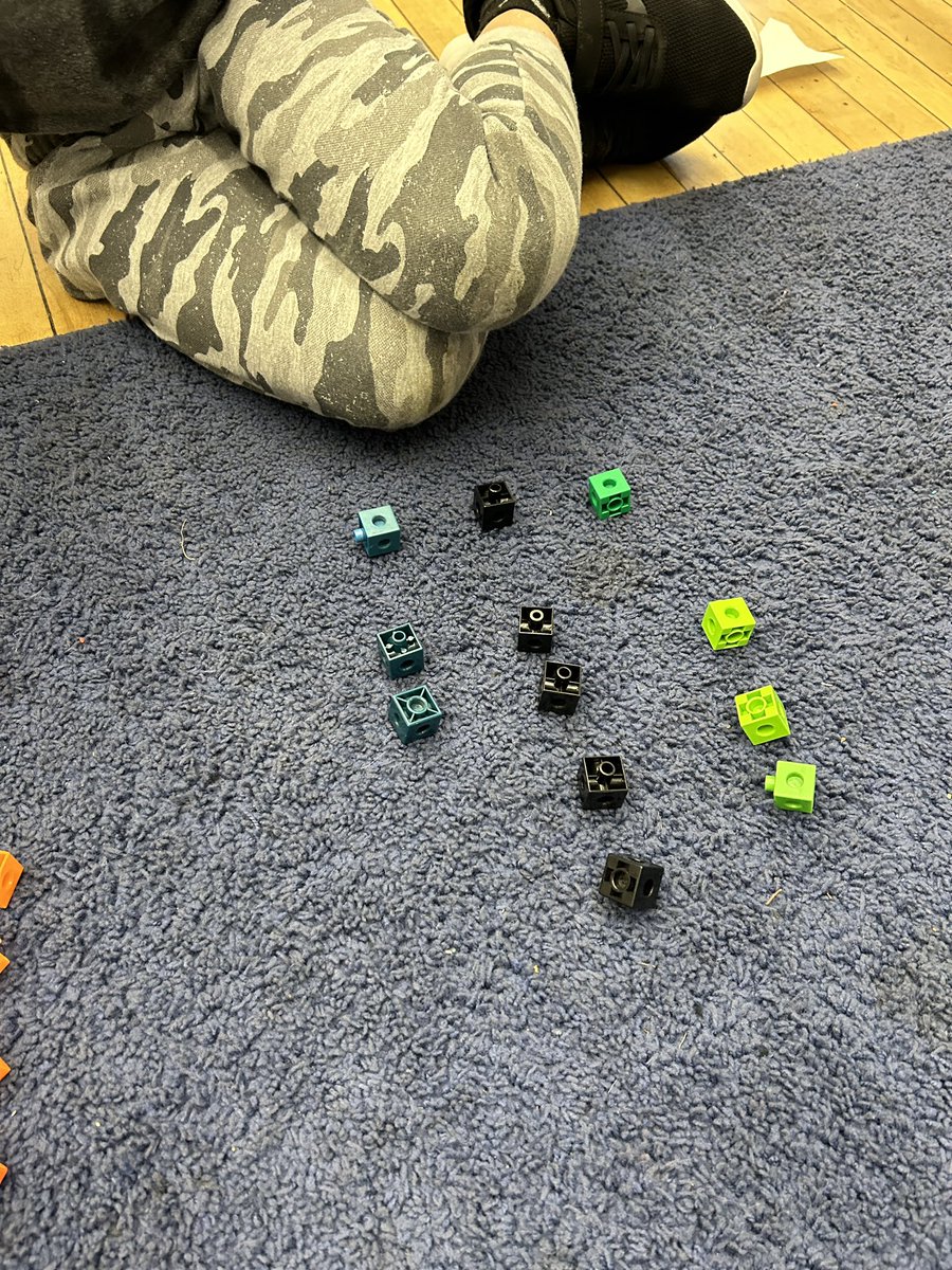 Miss N. Thompson tweet media