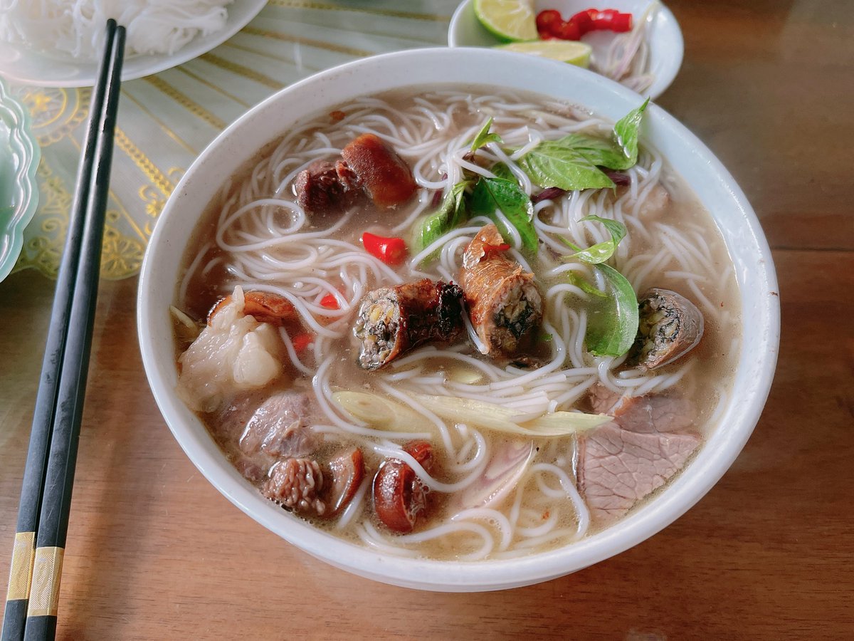 Mời cả nhà ăn sáng với e ạ.