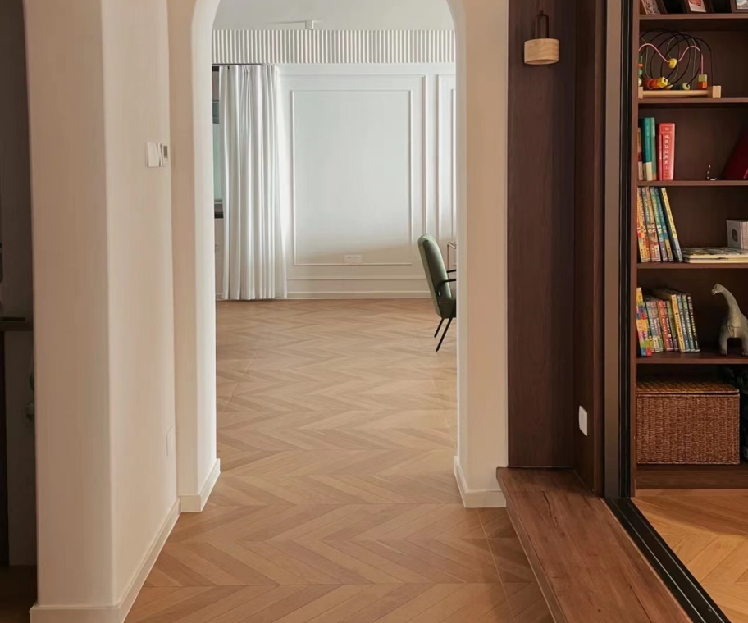 Tailor your brand identity with customizable package boxes and marketing tools—catalogs, sample swatches, and display boards. Craft a distinct aesthetic with our unique color patterns sourced from original wood.
trioflor.net
#spcflooring #floordesign #flooringsupplier