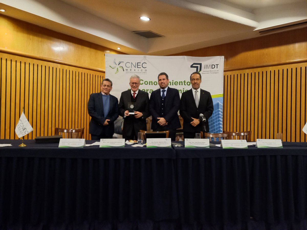 Al término de nuestra Asamblea General Ordinaria, llevamos a cabo una Jornada de Consultoría con la participación del Ing. <a href="/raguirrediaz/">Ramón Aguirre Díaz</a>, de <a href="/Tu_IMSS/">IMSS </a>,
Finalmente realizamos nuestro tradicional #brindisnavideño.

Agradecemos la participación de todos nuestros afiliados.