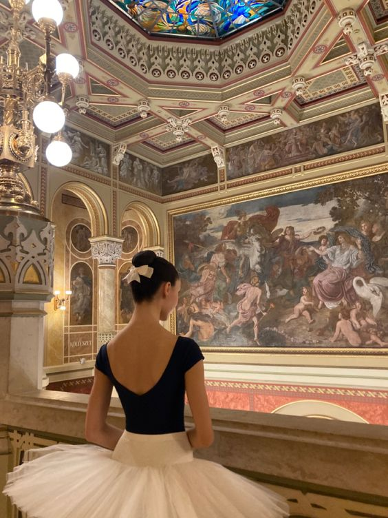 etherealdior's tweet photo. nutcracker night 🩰 https://t.co/WXZJRgwT7a