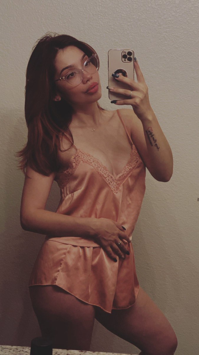 Liza Marie✨ tweet media