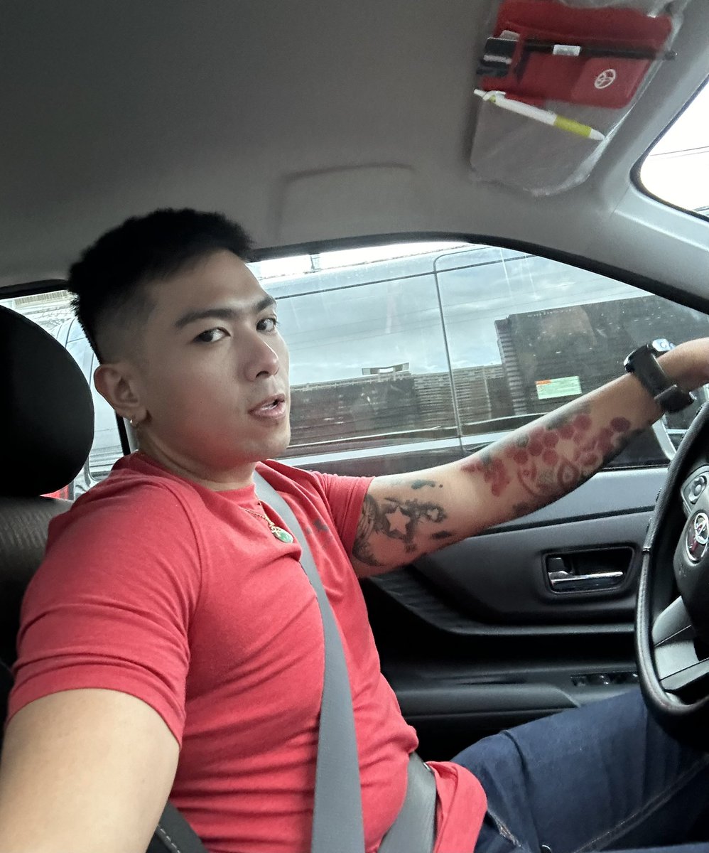 Hanap muna ng ka trip 🍑💦🍆 Bago pumunta ng carwash para magsabon ng tamod sa mga malilibog din na customers😎

#Malibognadriver #carwashboy #kantotsagad #Makatas #Alterph #Pinoydaks #Outdoorfun #Altervalenzuela