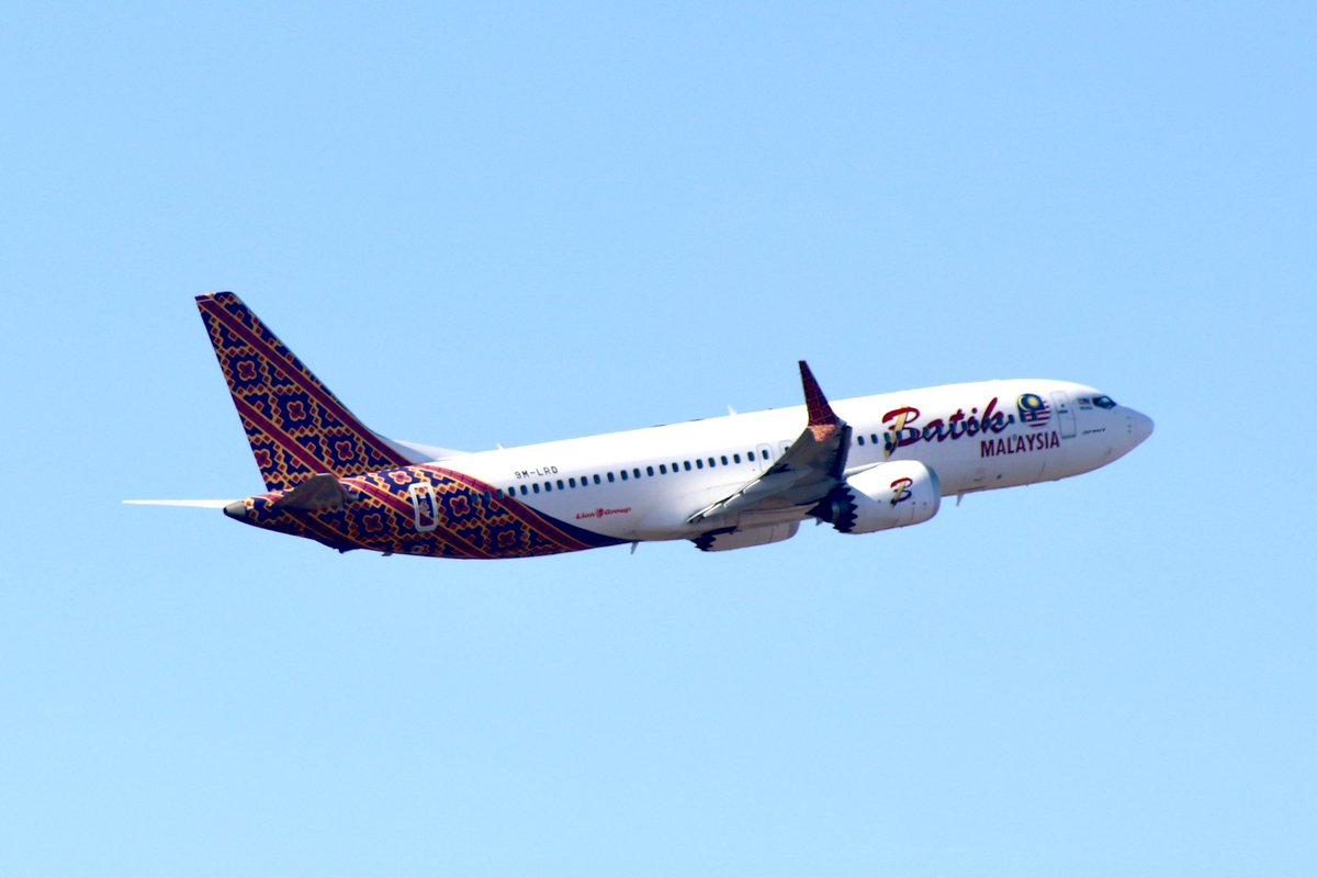 Aliceshin798's tweet image. 他にもAFカーゴ現行カラーやLD333やバティックB738MAXの通常塗装を初撮影できました☺️

　SQサンパチは約4年振りに見られました😅

#RJAA #成田空港