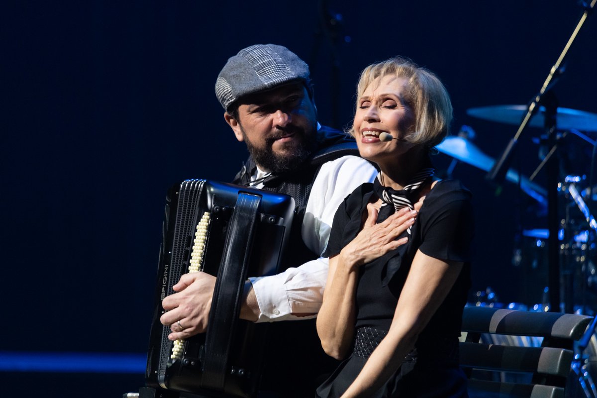 Nathalie Lermitte'nin başrolünde olduğu ❝Piaf ! The Show❞, 60. Yıl Dünya Turnesi kapsamında geçtiğimiz günlerde <a href="/ZorluPSM/">Zorlu PSM</a>'de seyirciyle buluştu. Gösteriye dair değerlendirmem <a href="/theMagger/">theMagger.com</a>'da. 🎶

✍🏻 Piaf! The Show: Édith Piaf’a Hayali Bir Sarılış
🔗 themagger.com/piaf-the-show/