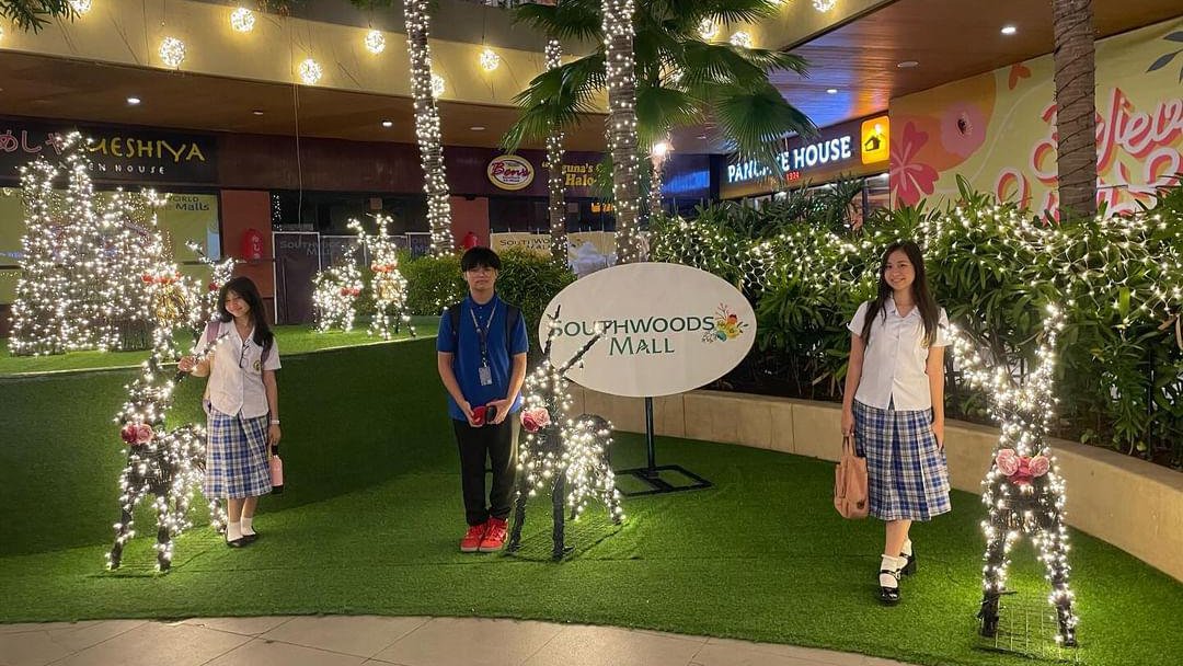 chestroberii's tweet image. girls night out ᝰ.ᐟ 

@lovibrie @medallonkaiser