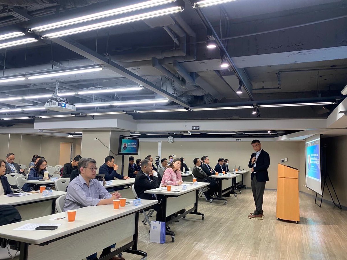 IsraelTaipei's tweet photo. 展望未來-以色列經貿投資趨勢論壇 已於12/6圓滿結束。
此論壇邀請多位來自以色列央行,知名創投專家講者分析以色列多次面臨衝突時的經濟韌性。
錯過報名的您, 可線上收聽此精彩論壇。
https://t.co/zNB37Gq4HR
#ITIC #OurCrowd #bankofisrael #nttlabs #IsraelInnovationAuthority https://t.co/DRrSwQIW1P