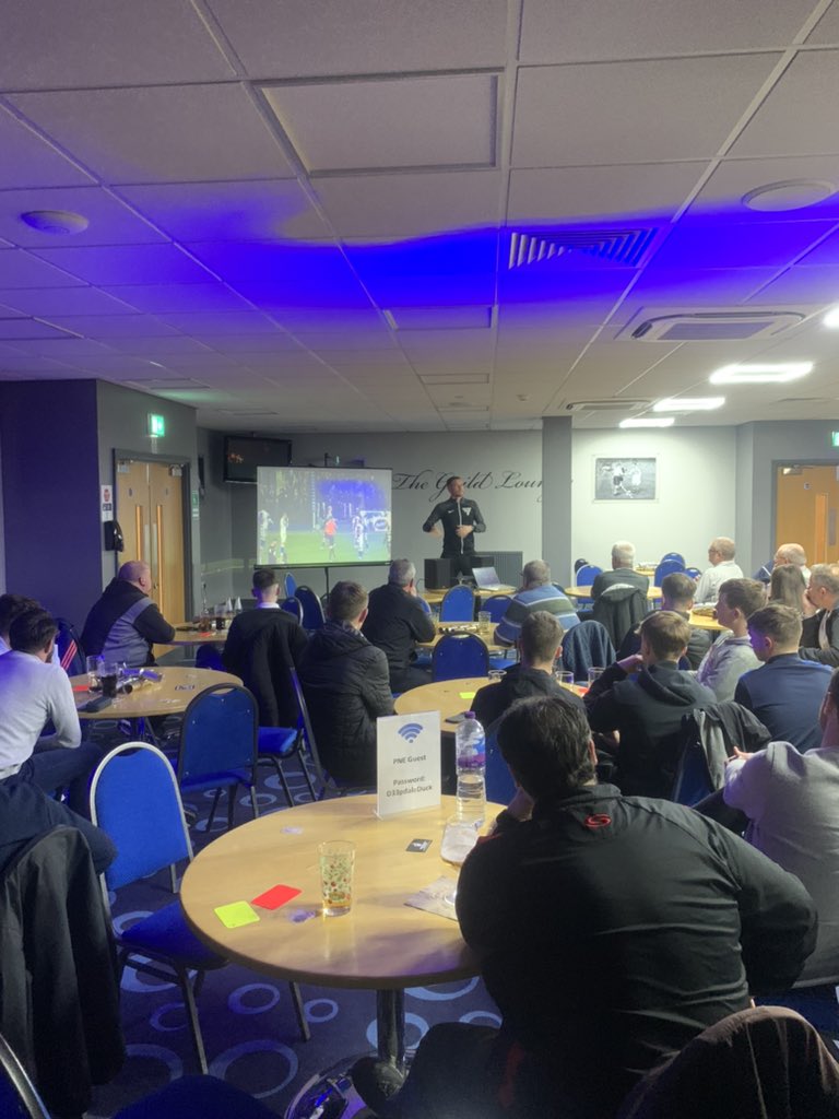 🙌 A huge thank you to the brilliant Leigh Doughty as well as everyone who attended last night, we hope you enjoyed yourselves!

😃 We wish all who celebrate a Merry Christmas and hope to see you in the New Year at our next meeting - stay tuned!