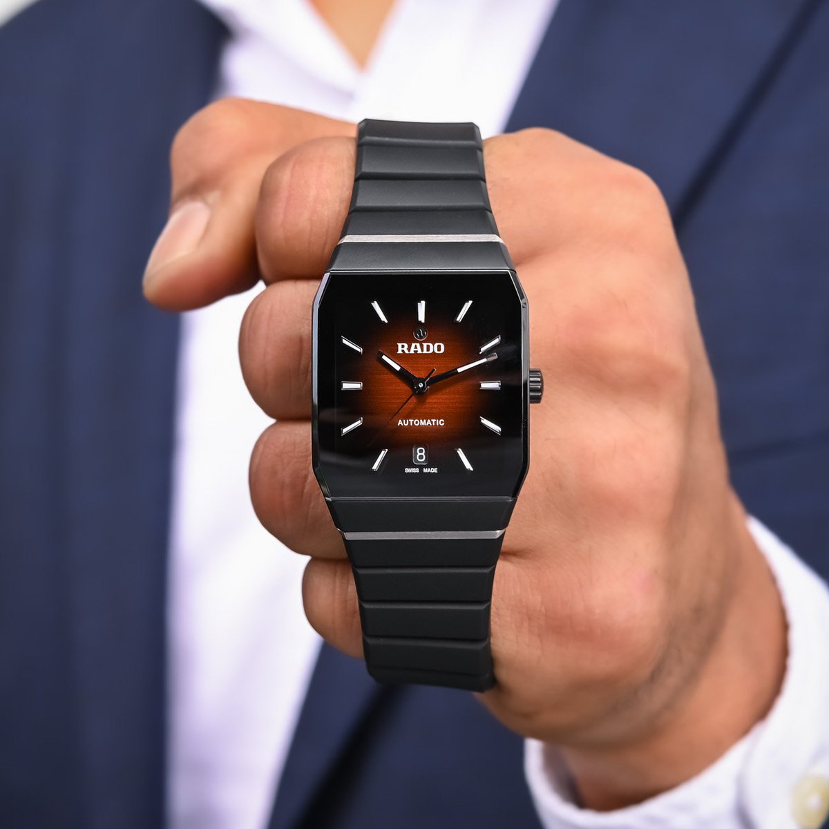 MONOCHROMEwatch's tweet photo. The watchmaker @rado celebrates the 40th anniversary of the Anatom with a comeback! The watch is a tribute to Rado’s fascination with ergonomic design and resilient materials, this time incl. even rubber!
https://t.co/Vrrf0i72fz
#rado #radowatch #ceramicwatch #mechanicalwatch https://t.co/ZObjMKeTsZ