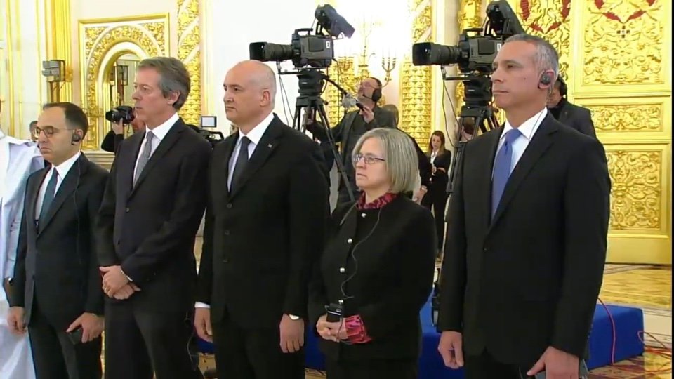GreeceInRussia's tweet photo. Посол Греческой Республики Екатерини Ксагорари вручила верительные грамоты Президенту Российской Федерации на церемонии, которая прошла в Кремлевском дворце в понедельник, 4 декабря. https://t.co/2J9HKPYQGq