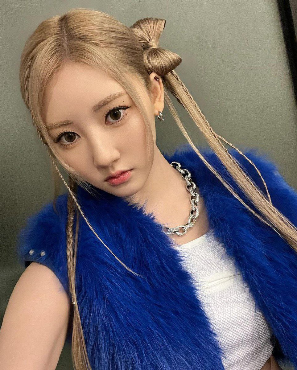 [ 061223 — تحديث ]

تحديث رامي عبر حساب بيبي موستر الرسمي علي الانستجرام

" ثلاثة راميس مختلفين 😉💖"

#RAMI #라미 #ラミ 
#BABYMONSTER #베이비몬스터
<a href="/YGBABYMONSTER_/">BABYMONSTER</a>