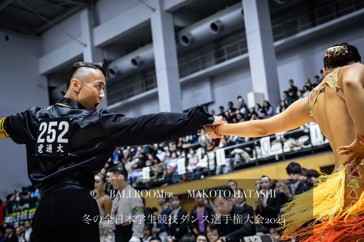 ballroomer_'s tweet photo. 第69回全日本学生競技ダンス選手権
#冬全2023
Sambaの部　第5位
電気通信大学
梶原・幕田組

リーダー君の髪型気合入っていて良い感じ！ドレスもめちゃくちゃ動きあって最高でした！冬全お疲れ様です。 https://t.co/JQhExn9T9J