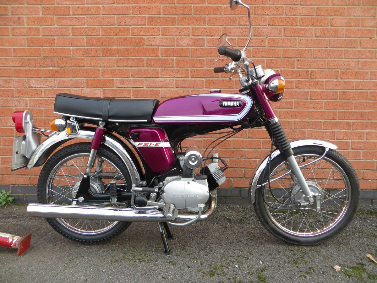 Royal_Bootneck's tweet photo. Kids of today will never experience the sheer joy that these gave. The start of my independant journey in life. 61mph flat out, downhill, tucked in 😇 #FS1E #yamaha #fizzy https://t.co/xsPtALygJD