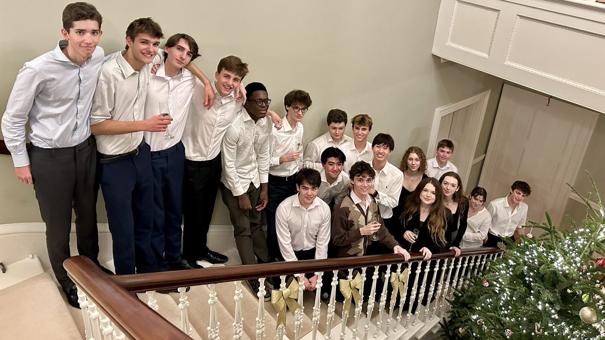 WinCollK's tweet image. The top year before Christmas supper.